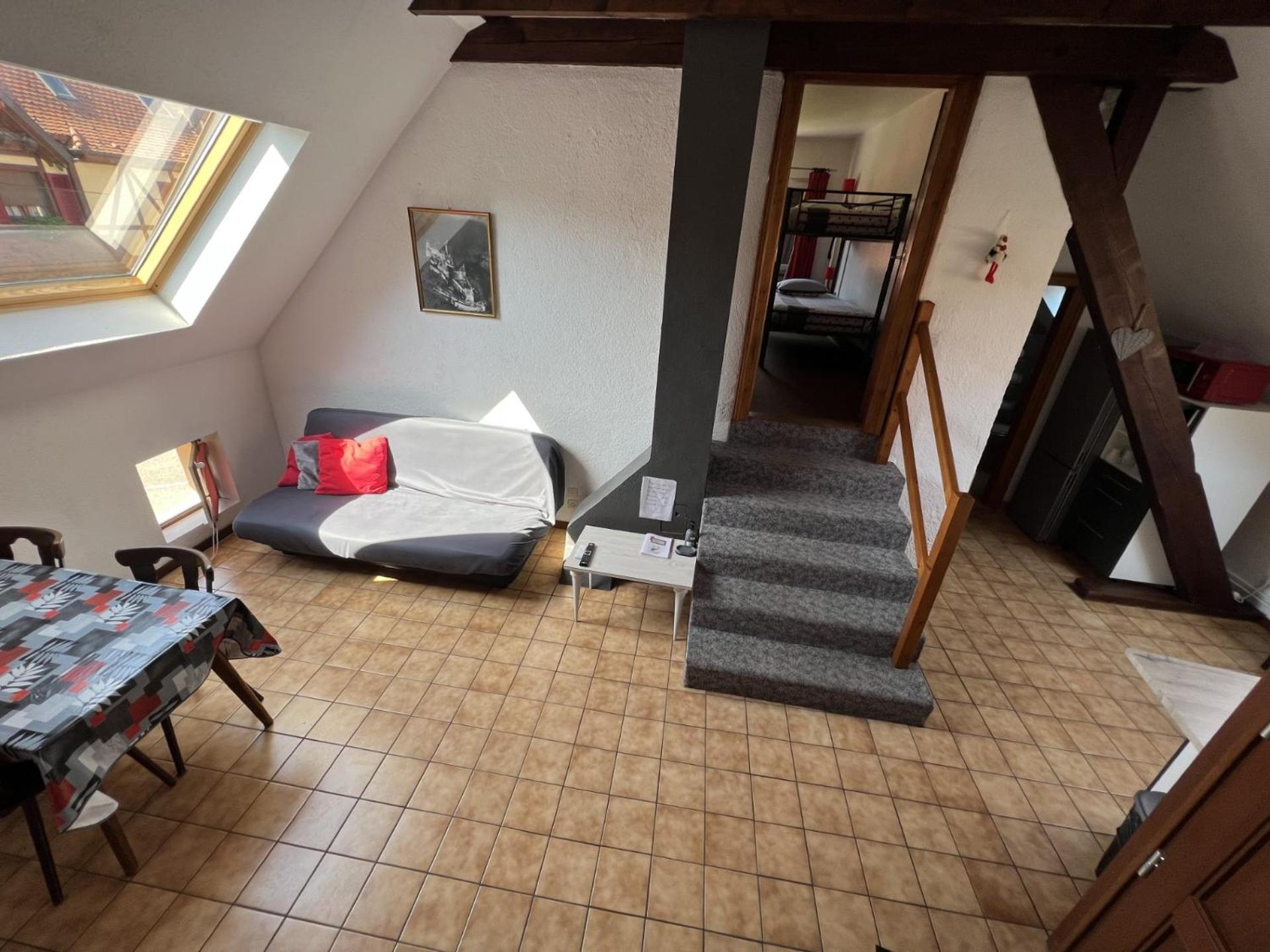 Gite Des 5 Cigognes Rouge Mittelwihr Bagian luar foto